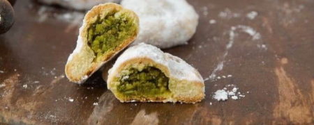 طرز تهیه “قطاب” خانگی به روش قنادی‌ها؛ با فر و بدون فر