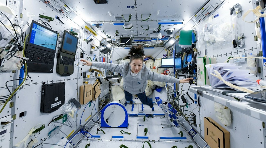 تصاویر تماشایی فضانورد زن چینی از کره زمین