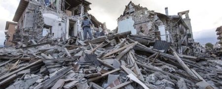 ویدیوهایی ترسناک از زمین لرزه ها و پس لرزه های متعدد بندرعباس + ویدیو