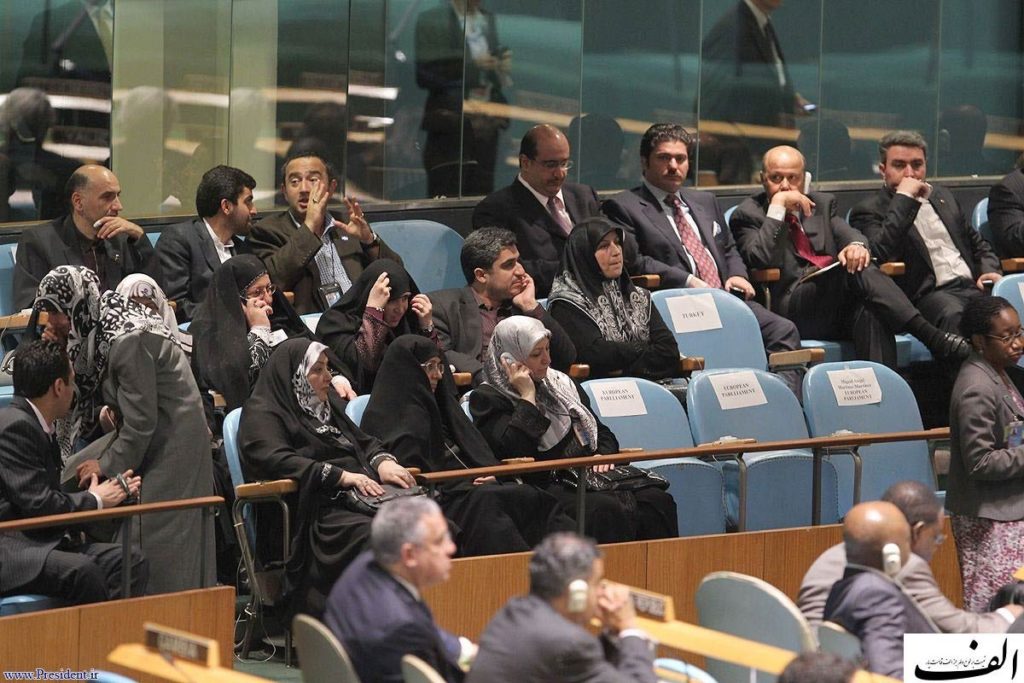 حواشی اعزام هیئت ۴۰ نفره ایران به رهبری علی باقری کنی به مذاکرات هسته ای در وین