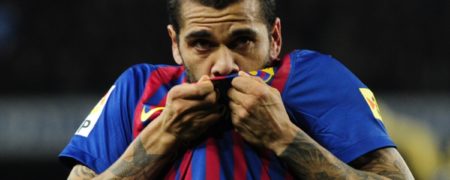 بازگشت دنی آلوز به بارسلونا با دستمزد باورنکردنی تنها ۱ یورو در هفته