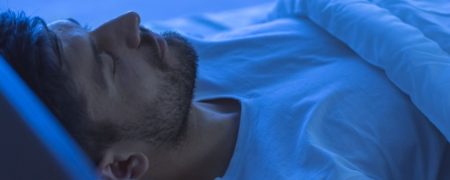 شب ها ساعت ۱۰ بخوابید تا بیماری قلبی نگیرید