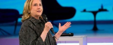 هیلاری کلینتون: «پیروزی ترامپ در انتخابات ۲۰۲۴ پایان دموکراسی ما خواهد بود!»