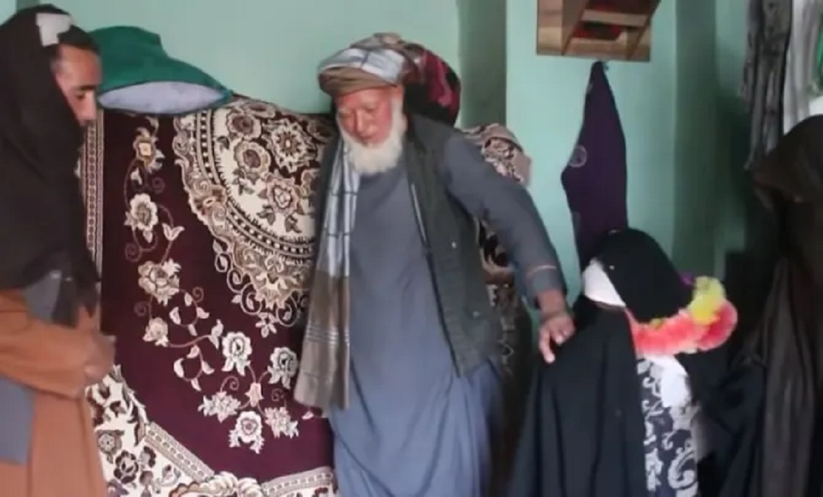 01 9 - کودک همسر ۹ ساله افغان که به مردی ۵۵ ساله فروخته شده بود، نجات پیدا کرد