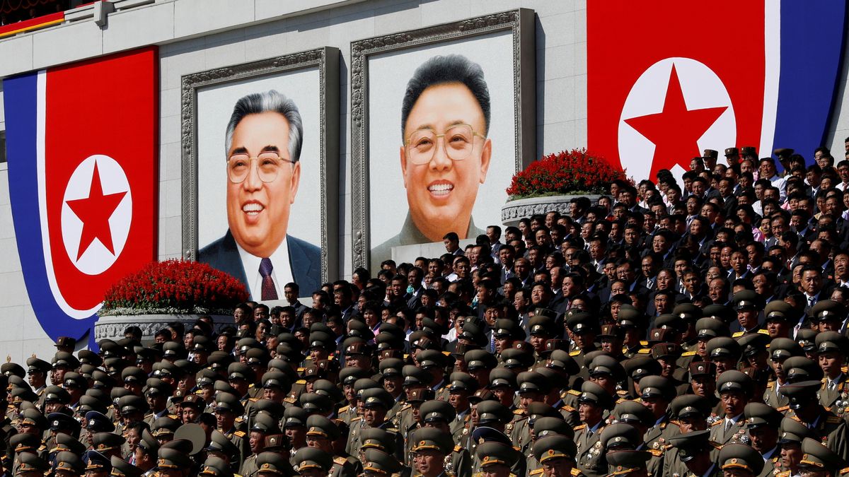 به مناسبت دهمین سالگرد به قدرت رسیدن کیم جونگ اون و مرگ پدرش، دولت کره شمالی خندیدن را به مدت 11 روز ممنوع اعلام کرده است.