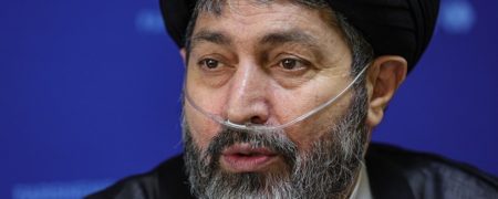 نماینده مجلس: هر کس دنبال ساز زدن است از ایران برود!