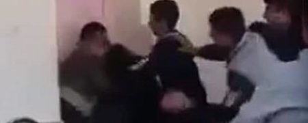 مصاحبه معلمی که اذیت و آزار او توسط دانش آموزانش در بروجرد خبرساز شده بود + ویدیو