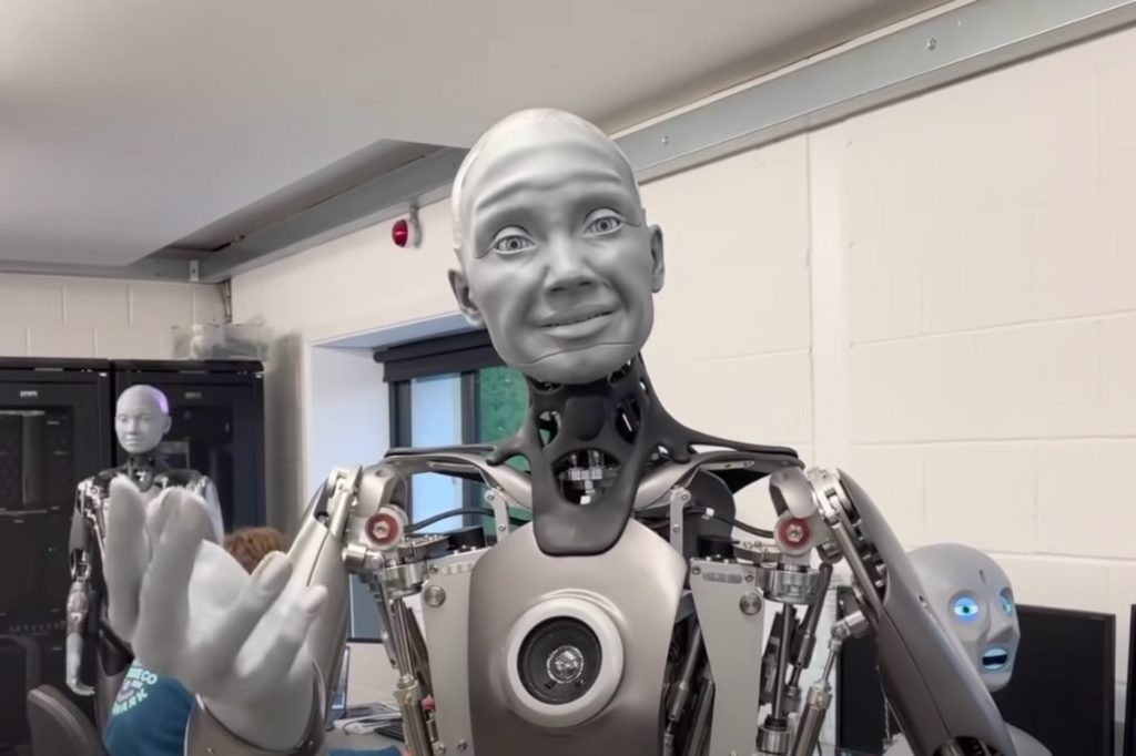 رونمایی از پیشرفته ترین ربات انسان نمای جهان با نام Ameca + ویدیو