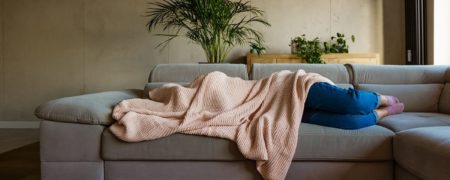 درمان بی خوابی ؛ با این تکنیک نظامی در عرض ۲ دقیقه خواب‌تان می‌برد!