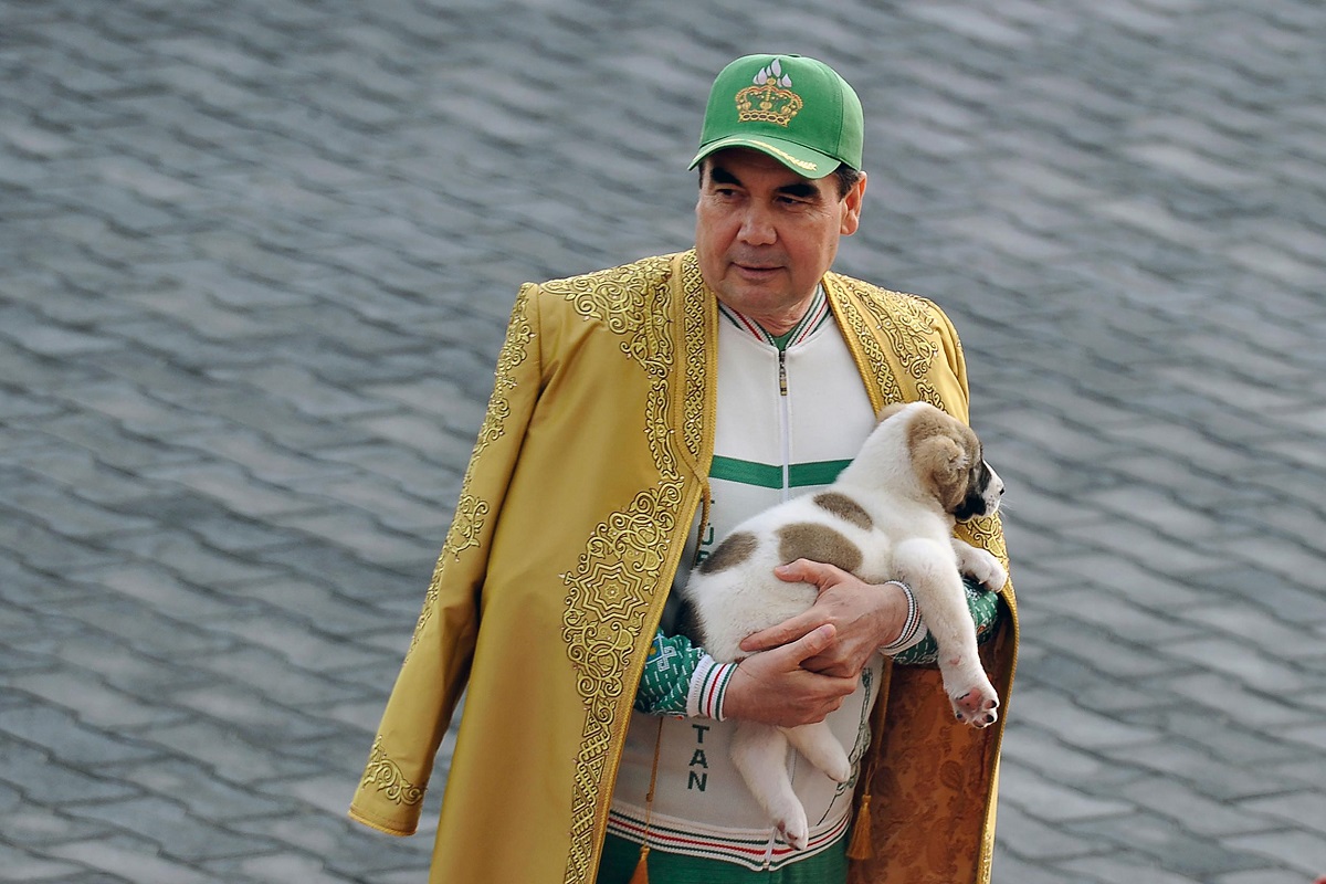 بستن دروازه جهنم؛ رئیس جمهور ترکمنستان