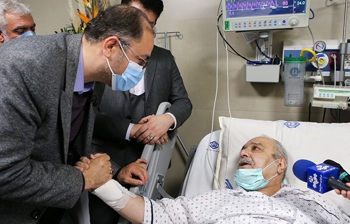 محمد کاسبی بازیگر پیشکسوت سینما و تلویزیون بار دیگر  به دلیل مشکلات قلبی و تنفسی در بخش مراقبت های ویژه بستری شده است.