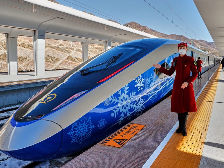 رونمایی از قطار گلوله ای خودران جدید چین ویژه المپیک زمستانی پکن + ویدئو