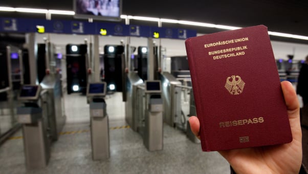 گزارش جدید موسسه Henley & Partners در لندن در مورد قدرتمندترین پاسپورت های جهان در سال 2022 نیز بر این موضوع تاکید دارد.