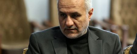 توصیه عجیب حسن عباسی ، فعال جنجالی اصولگرا، به رئیس جمهور اوکراین