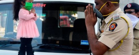 عجیب ترین رکوردهای گینس؛ از زنی با گشادترین دهان جهان تا سگی با درازترین گوش‌ها