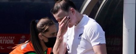 هت تریک گل به خودی توسط بازیکن تیم ملی زنان نیوزیلند در ۳۵ دقیقه + ویدیو