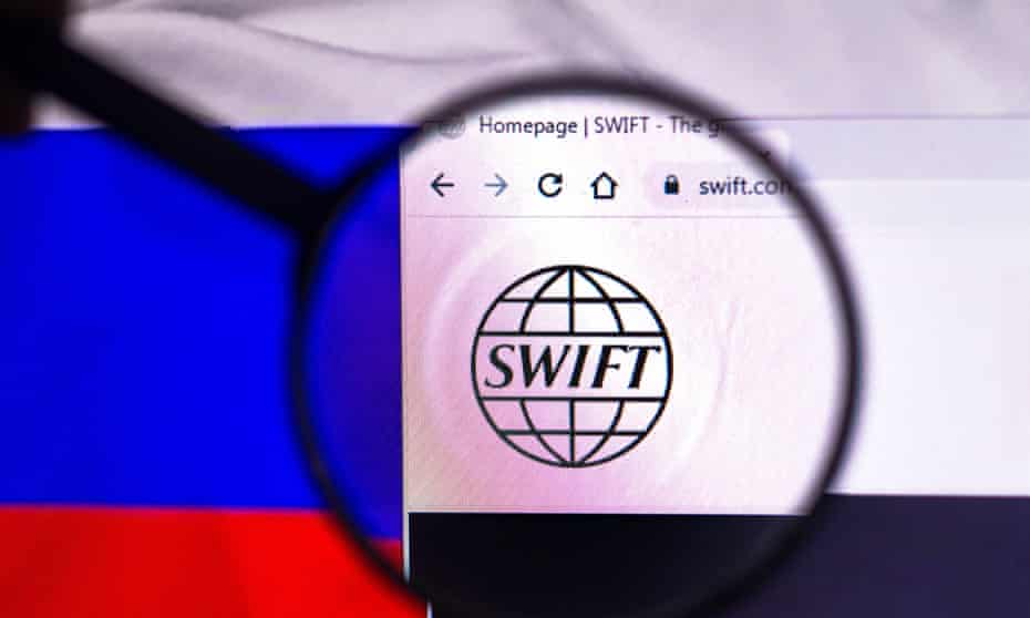 سوئیفت SWIFT چیست و حذف روسیه از آن چه پیامدهایی دارد؟