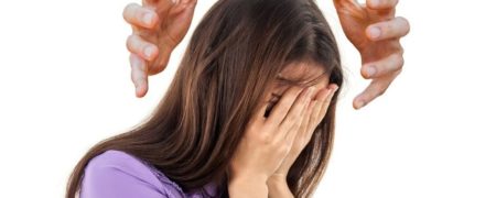 پدیده سیندرلا : چرا برخی از والدین بدرفتار فقط یک کودک را آزار می‌دهند؟