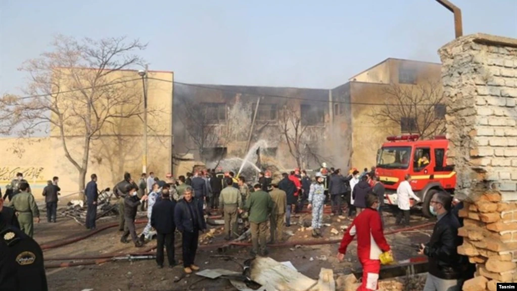 جزییات و ویدیو سقوط هواپیمای جنگی ارتش در تبریز