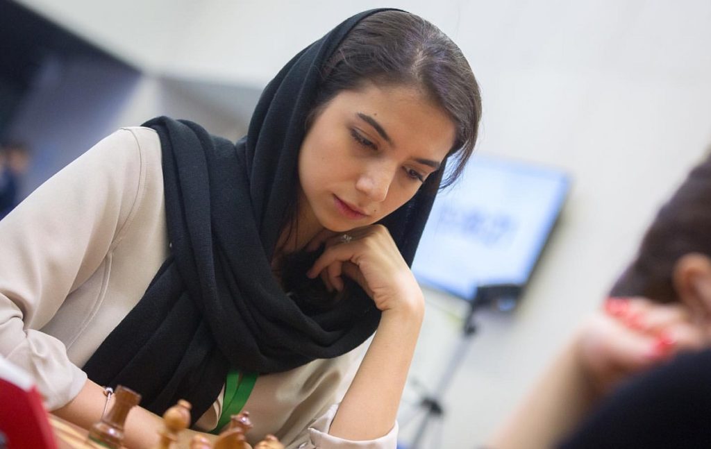 سارا خادم الشریعه ، بانوی اول شطرنج ایران در کانادا مادر شد