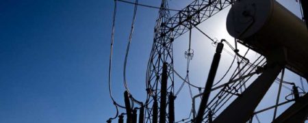 تفاوت برق ۱۱۰ و ۲۲۰ ولت در چیست؟ چگونه آن ها را تبدیل کنیم؟