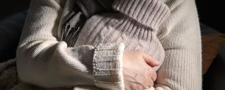 چرا زنان بیشتر از مردان احساس سرما می‌کنند؟