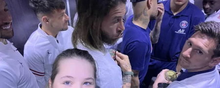 بهترین سلفی تاریخ؛ دختر ۱۷ ساله با فوق ستاره های دنیای فوتبال در آسانسور