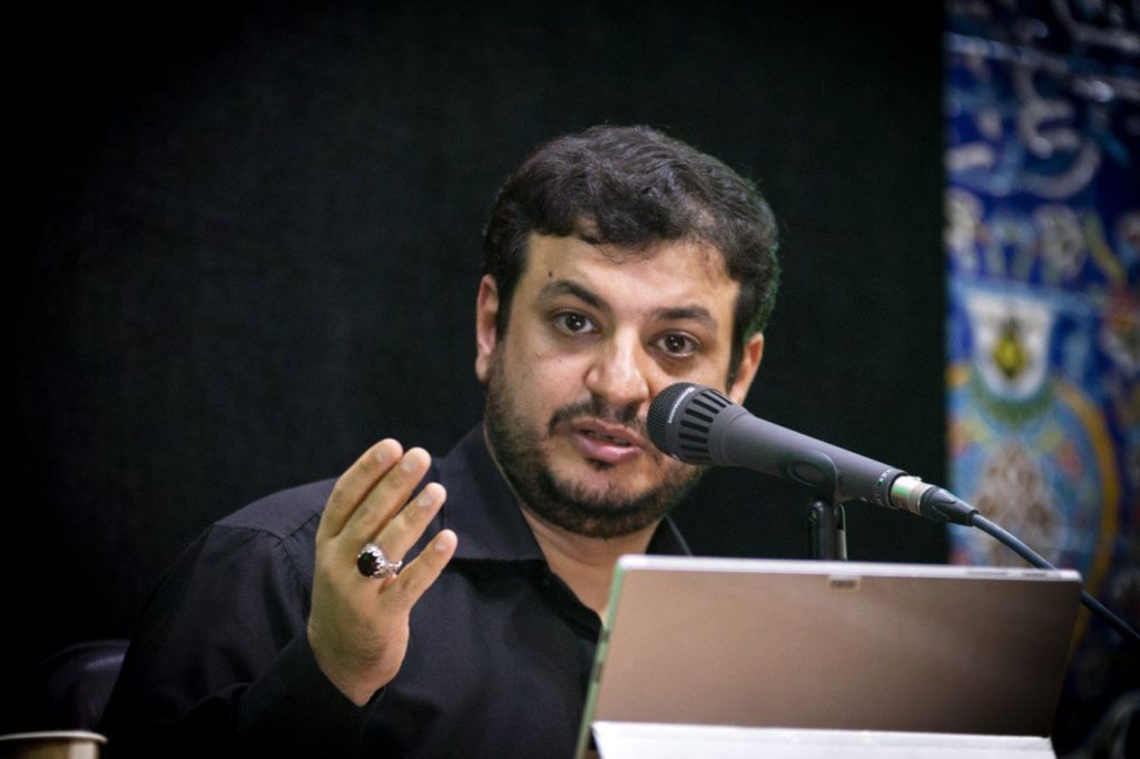 انتقاد رائفی پور از سربازی اجباری در ایران و پیشنهاد جالب او برای حل این مشکل