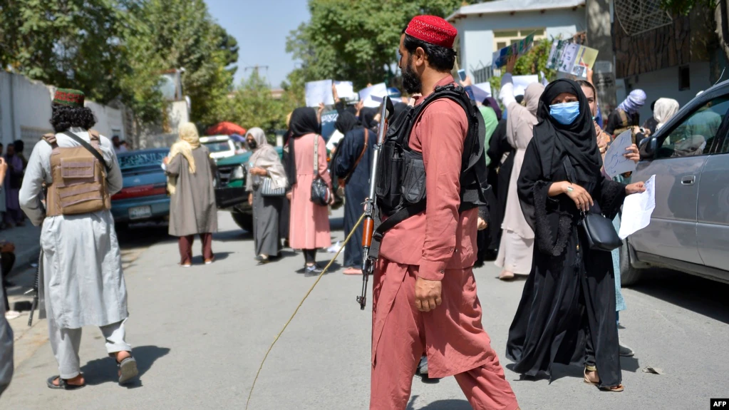 طالبان ریش گذاشتن را برای کارمندان مرد اجباری کرد