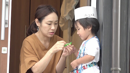 رئالیتی شوی ژاپنی کودکان دو ساله را حین انجام وظایف بزرگسالانه به تصویر می‌کشد + ویدیو
