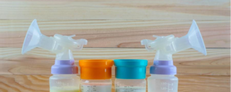 علت تغییر رنگ شیر مادر به رنگ آبی و رنگ‌های دیگر چیست؟