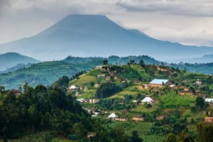 انتقال مهاجران غیرقانونی کانال مانش از بریتانیا به رواندا 