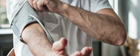 نمودار فشار خون بر اساس سن؛ ۱۲ نشانه کلیدی بالا یا پایین بودن فشار خون