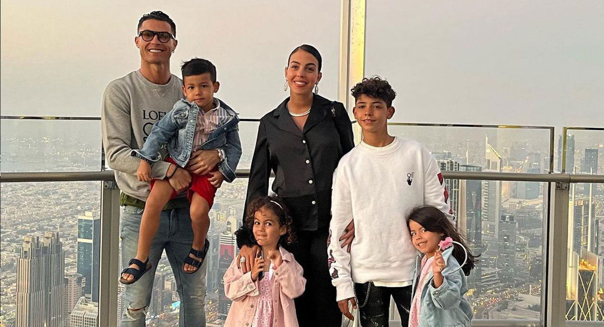 What is the name of Ronaldo's newborn daughter?