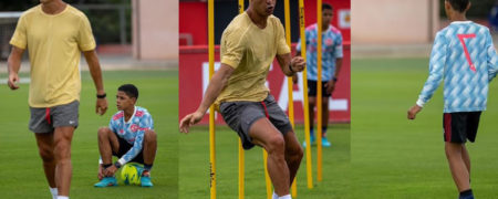 تمرین دو نفره کریستیانو رونالدو و پسرش برای تیم منچستر یونایتد