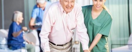 روش های جلوگیری از زمین خوردن سالمندان چیست؟