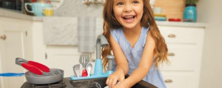 نقش اسباب بازی در رشد هوش و خلاقیت کودک چقدر است؟  