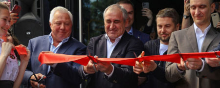 فست فود زنجیره ای مک دونالد در روسیه با نام جدید «خوشمزه» بازگشایی شد