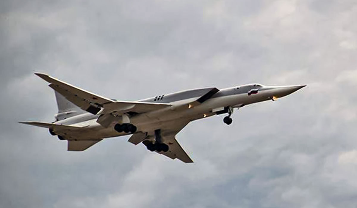 بمب افکن Tu-22M3 روسیه هواپیما قاره پیما با قابلیت حمل کلاهک های اتمی!