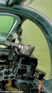 ویدیو نفسگیر خلبان اوکراینی برای فرار از دست راکت های روسی با پرواز در ارتفاع پایین
