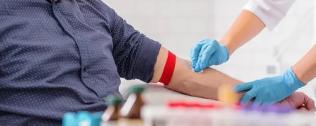 مرد انگلیسی پس از امتناع از پاسخ به سوالی درباره باردار بودن از اهدای خون منع شد