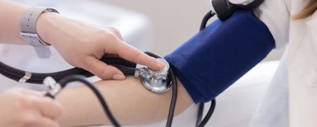 تنها راه تشخیص فشار خون بالا؛ چگونه با این بیماری مبارزه کنیم؟