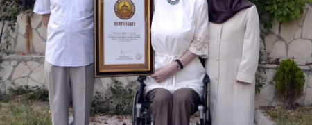 زن ۲۵ ساله ترک‌تبار باز هم رکورددار « قدبلندترین زن جهان » شد