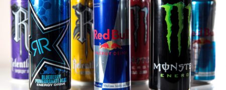 دقیقه به دقیقه با نوشابه‌ انرژی‌ زا ؛ این نوشیدنی بعد از مصرف با بدن شما چه می‌کنند؟