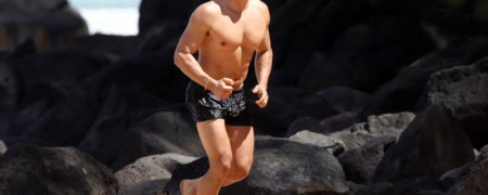 اورلاندو بلوم: «پزشکان به من گفتند که دیگر هرگز نمی توانی راه بروی» + ویدیو