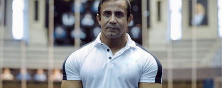 سارقان مسلح ماشین ۶ میلیاردی مشاور علیرضا دبیر را دزدیده و دو بار به پای او شلیک کردند