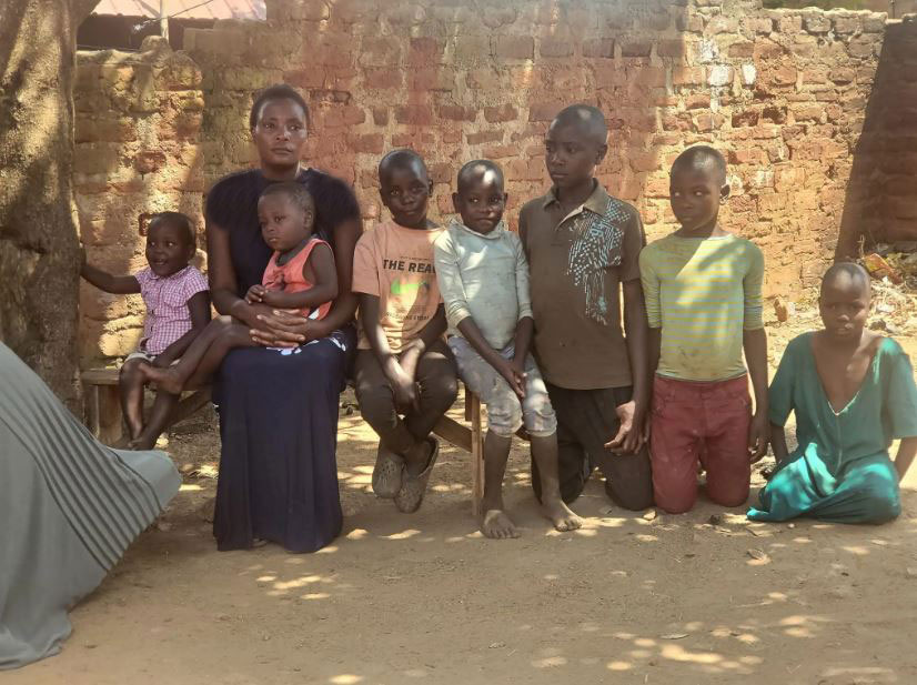 شوهر اوگاندایی پس از به دنیا آمدن پنجمین دو قلو خانواده را ترک کرد