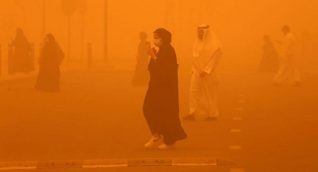 کویت؛ گرمترین شهر جهان که دمای مرگبار آن به ۵۲ درجه سانتیگراد می رسد