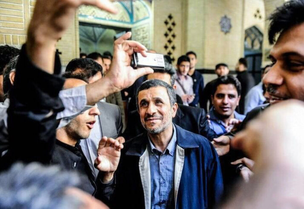 محمود احمدی نژاد در زنجان: «حضرت ابراهیم یک کُرد و حضرت زرتشت آذری بود» + ویدیو