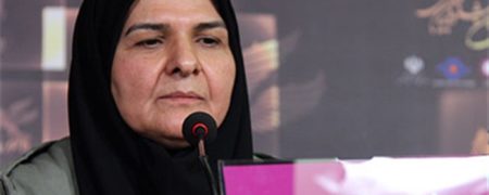 کارگردان زن خواستار ممنوعیت سیگار کشیدن و خالکوبی زنان در سینمای ایران شد